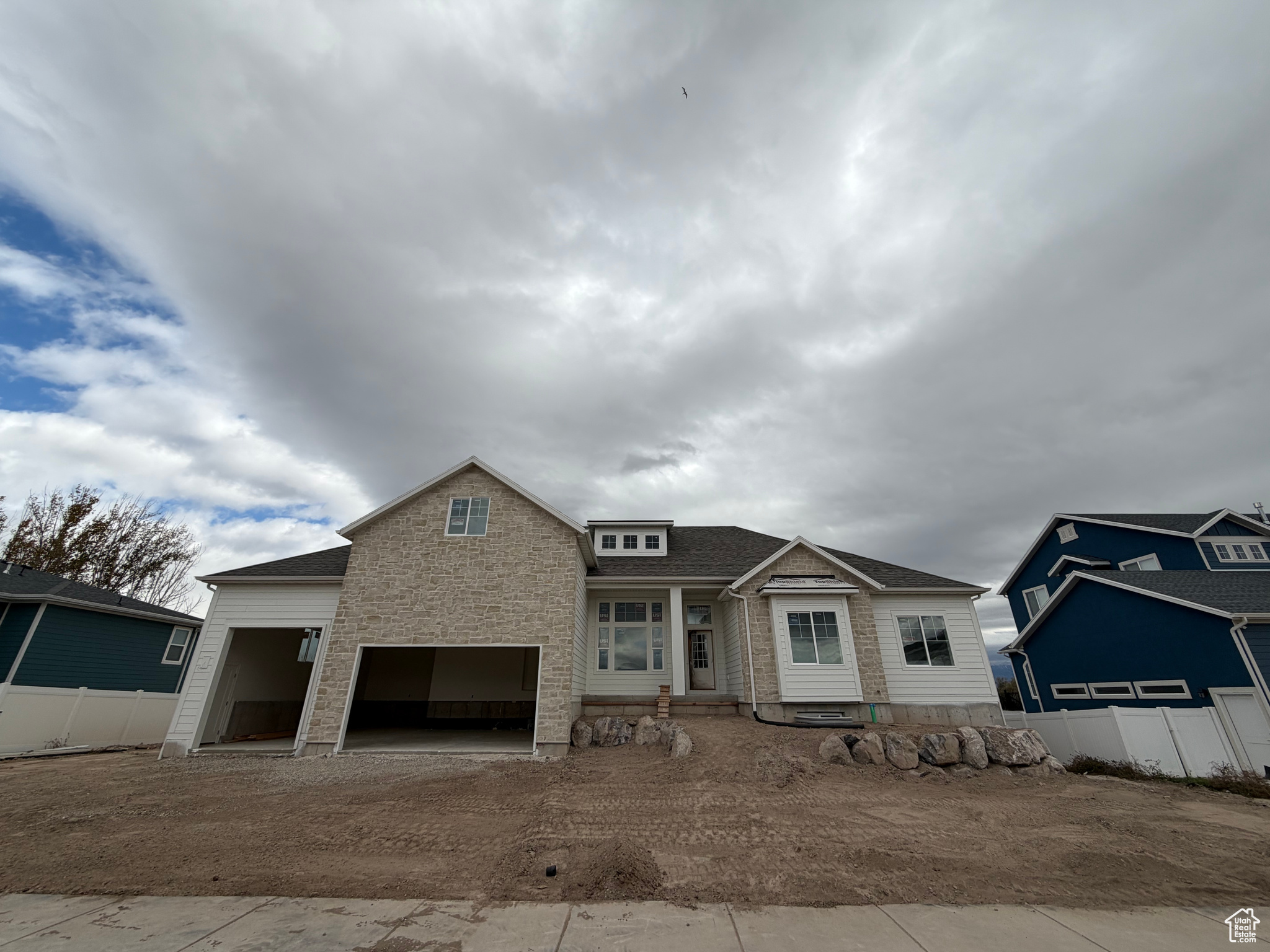 PIONEER HEIGHTS - Residential