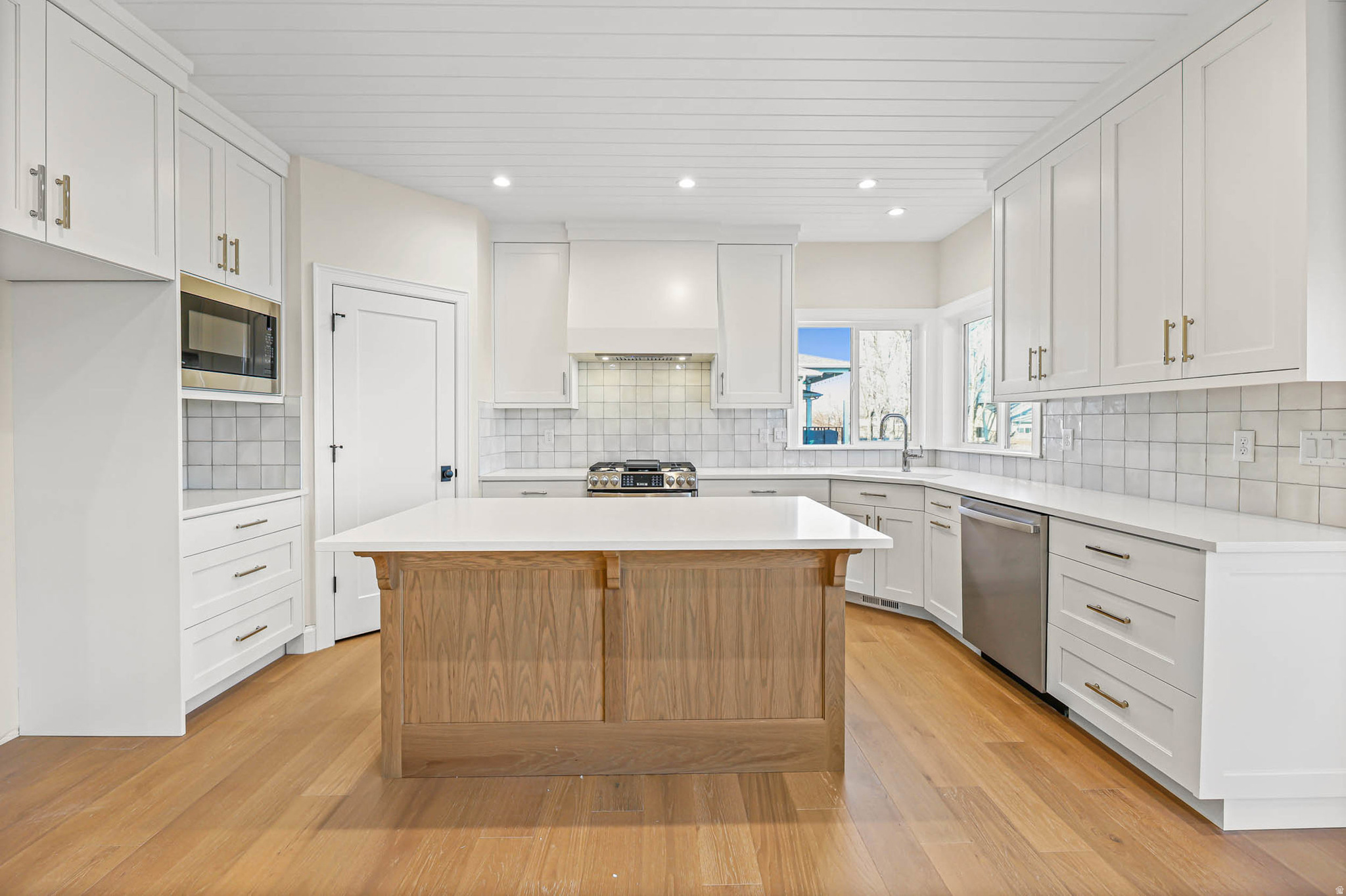 PIONEER HEIGHTS - Residential