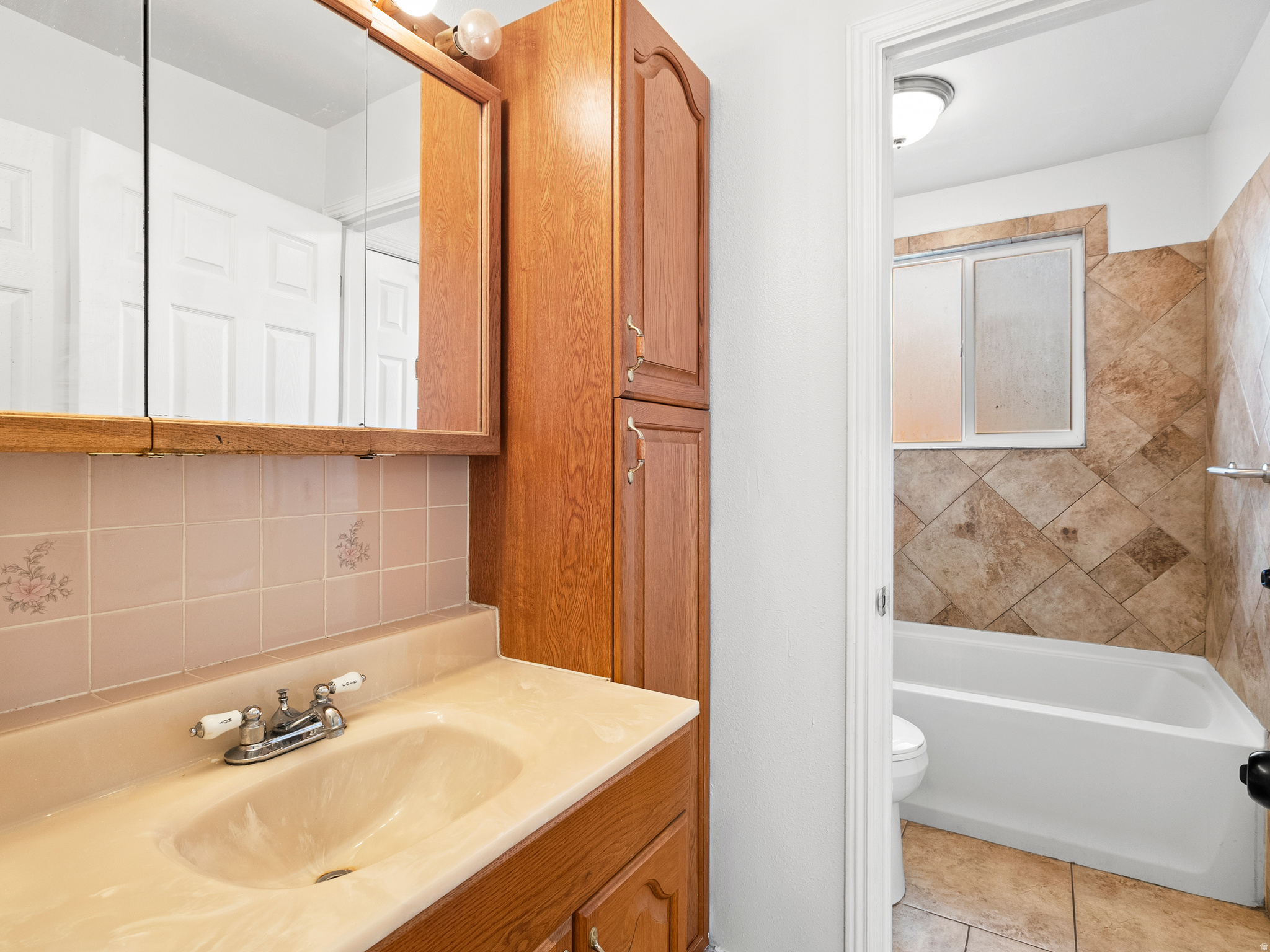 WESTVIEW TER - Residential