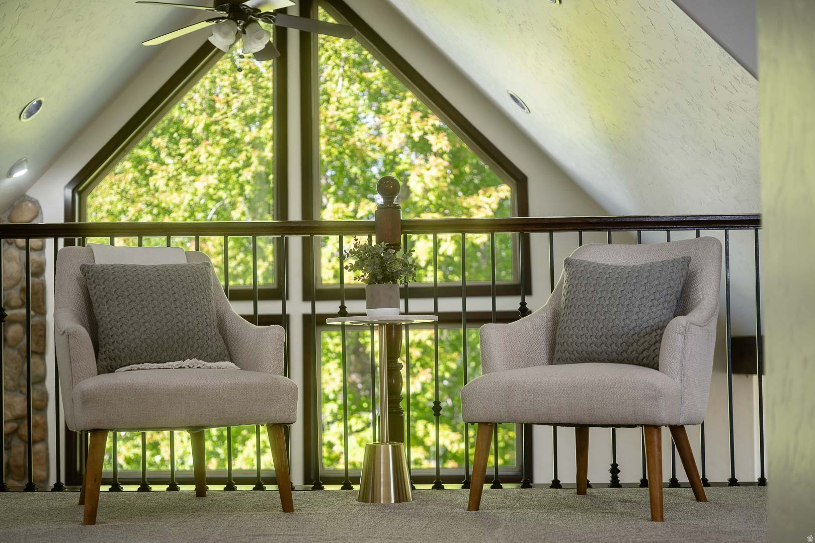 DRY CREEK BENCH - Residential