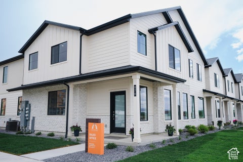 Photo of 928 RIVER BOTTOMS RD #217, Spanish Fork, UT 84660 (MLS # 2187928)