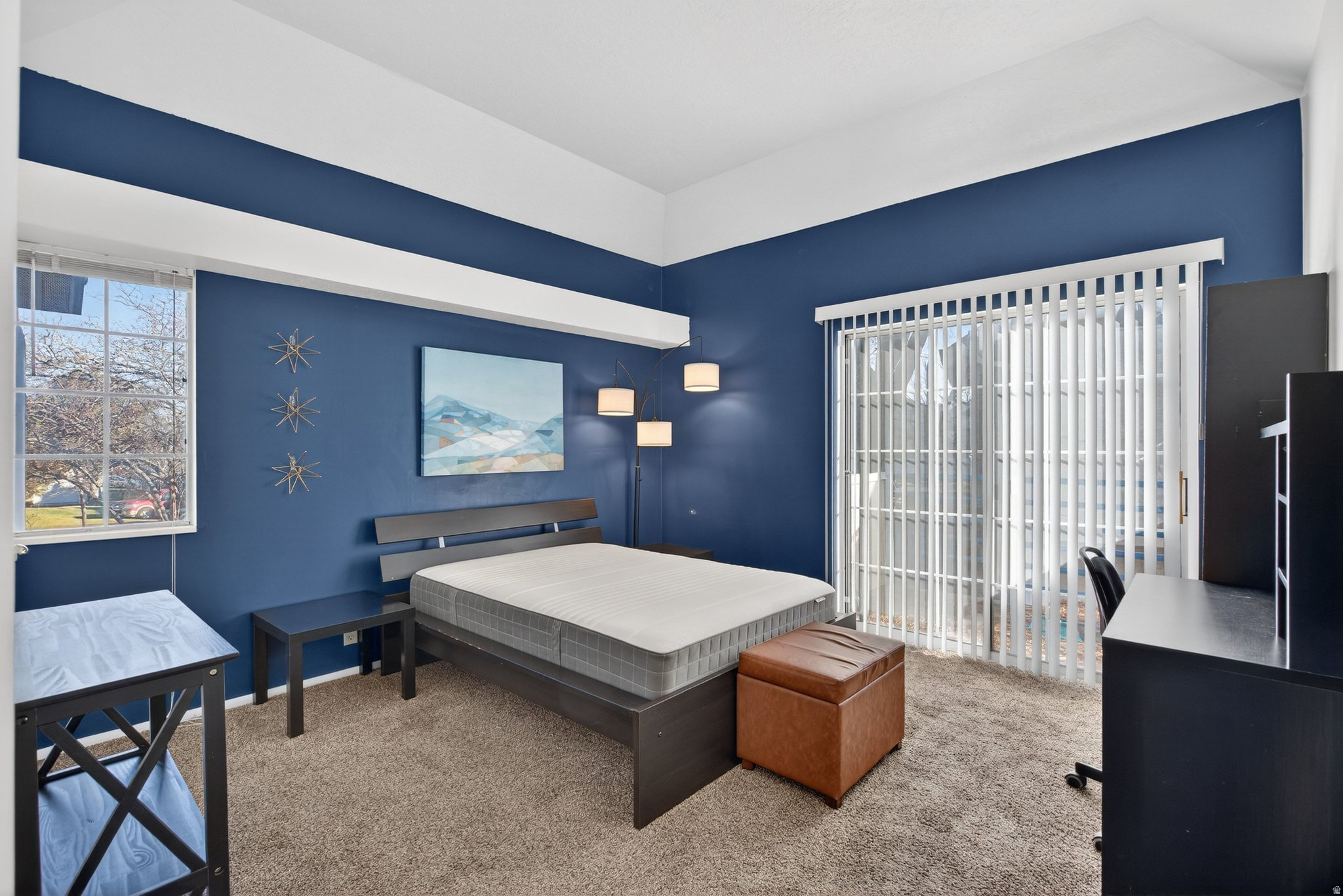 CROSSPOINTE CONDOS - Residential