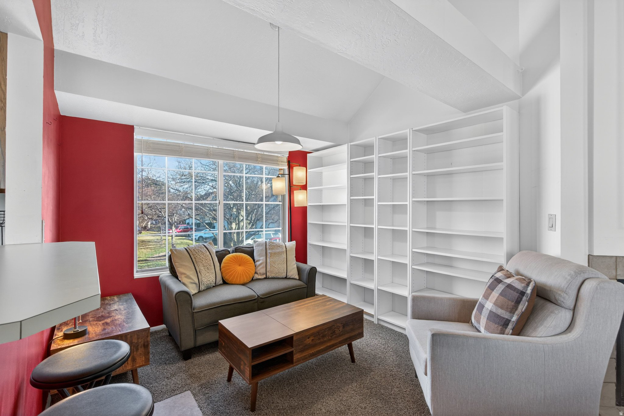 CROSSPOINTE CONDOS - Residential