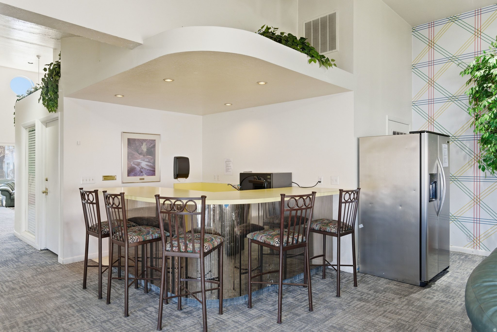 CROSSPOINTE CONDOS - Residential