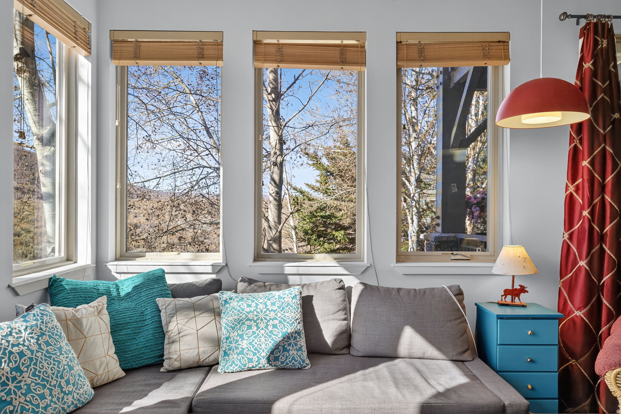 CRESTVIEW CONDOMINIUM PHASE 1 - Residential