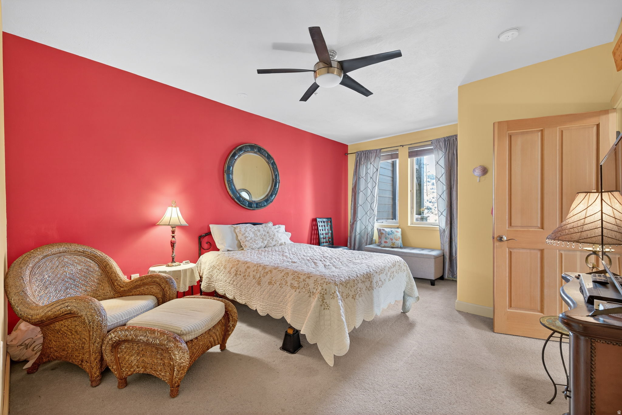 CRESTVIEW CONDOMINIUM PHASE 1 - Residential