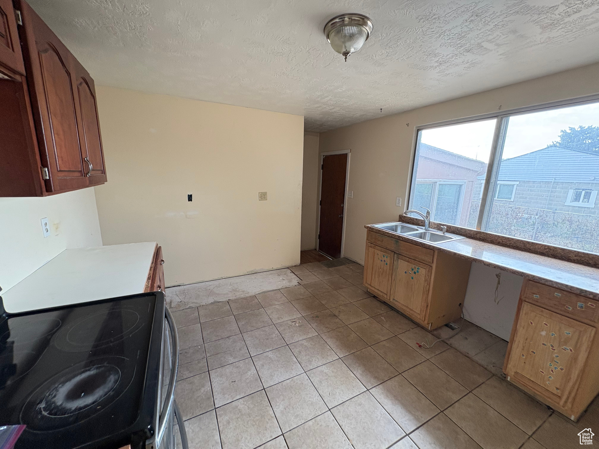 MIDVALLEY MA - Residential