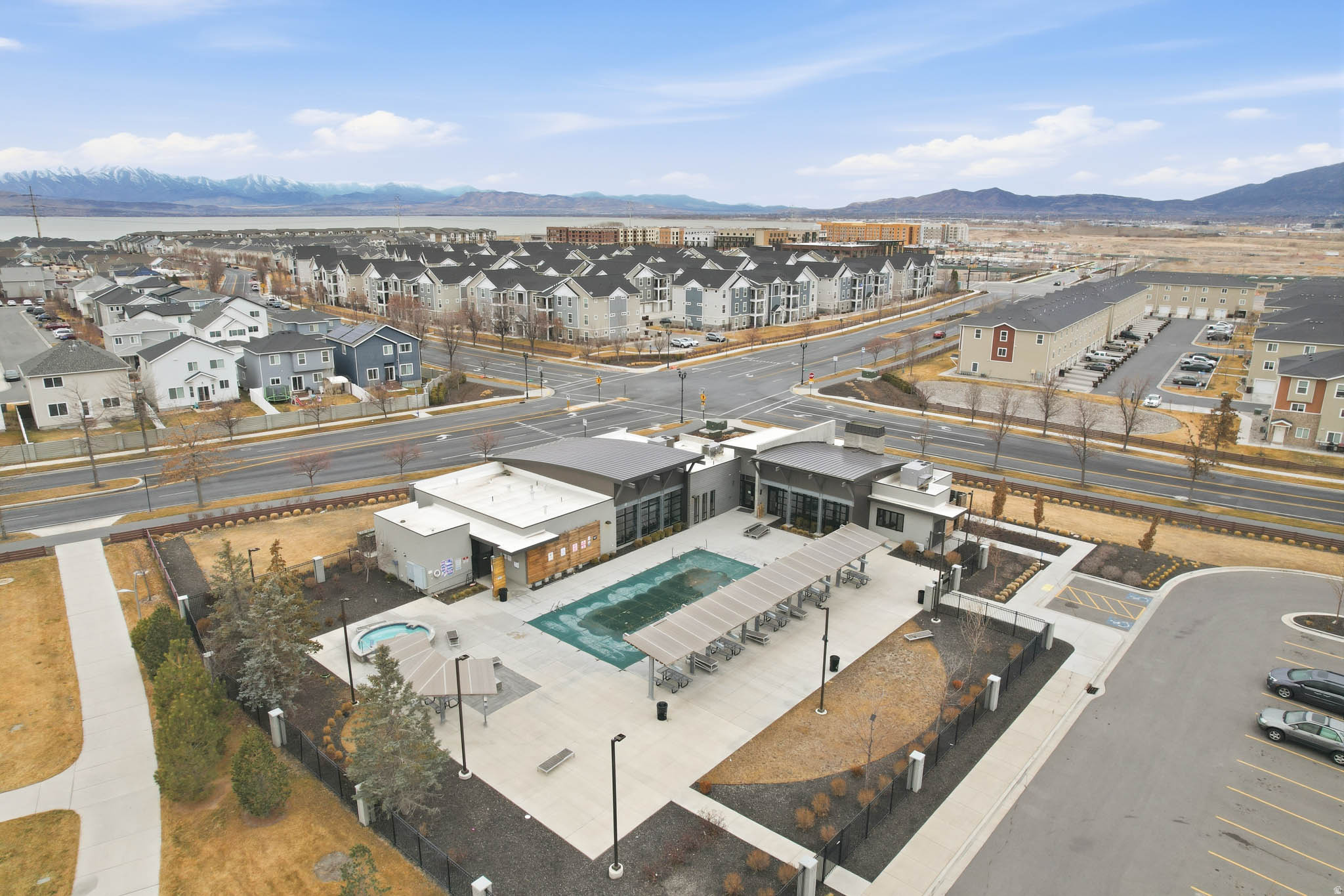 THE PRESERVE AT WATERS EDGE CONDOS - Residential