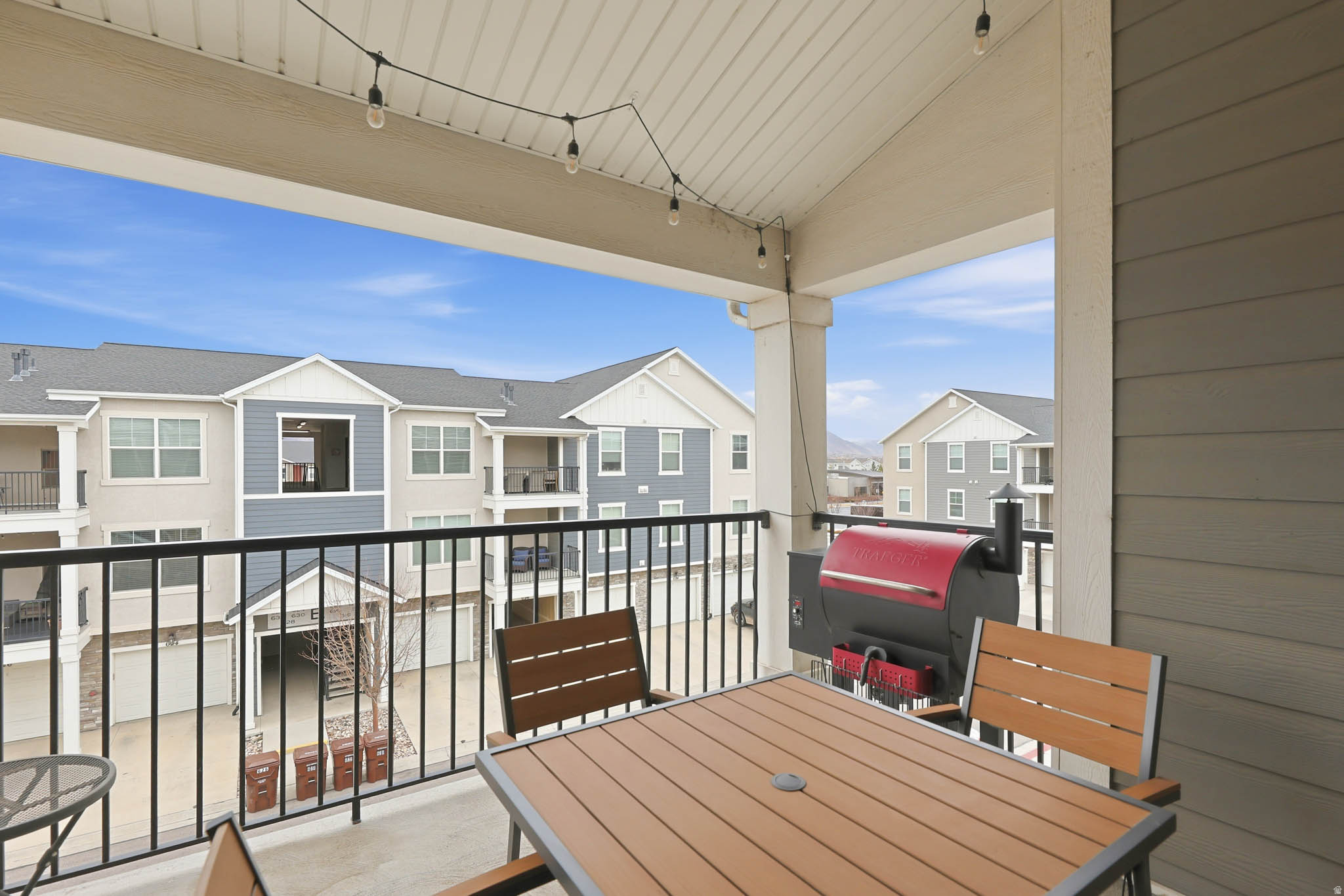 THE PRESERVE AT WATERS EDGE CONDOS - Residential