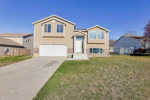 Photo of 936 N 580 E, Tooele, UT 84074 (MLS # 2145024)
