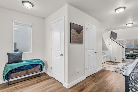 Tiny photo for 2811 S 2425 W, Syracuse, UT 84075 (MLS # 2128937)