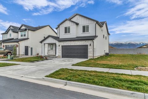 Tiny photo for 2811 S 2425 W, Syracuse, UT 84075 (MLS # 2128937)