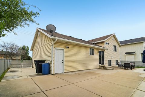 Tiny photo for 2896 W 6000 S, Roy, UT 84067 (MLS # 2153328)