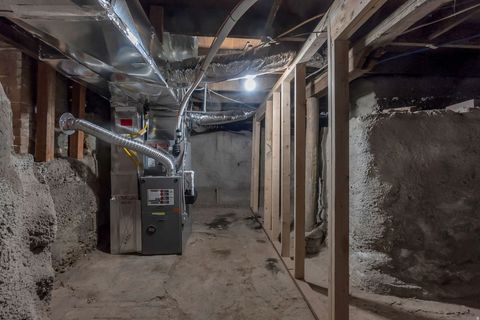 Tiny photo for 2252 S 900 E, Salt Lake City, UT 84106 (MLS # 2120887)