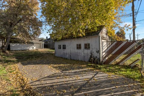 Tiny photo for 2252 S 900 E, Salt Lake City, UT 84106 (MLS # 2120887)