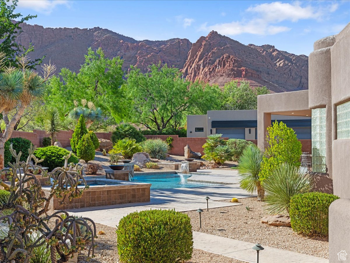 CITADEL ESTATES - Residential