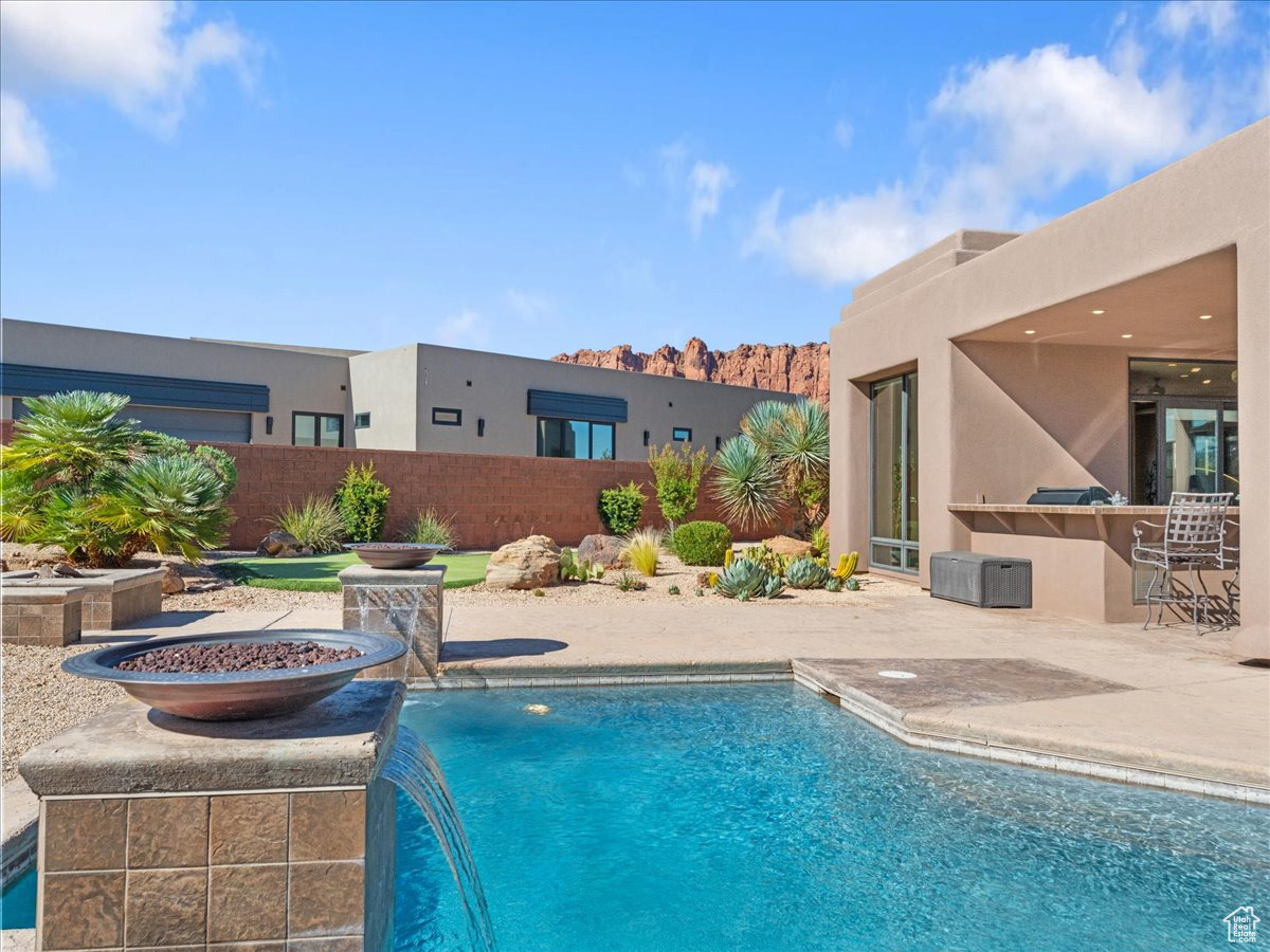 CITADEL ESTATES - Residential