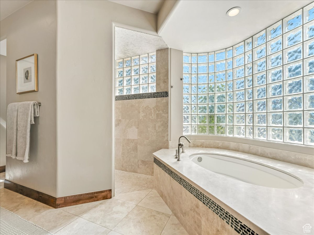 CITADEL ESTATES - Residential