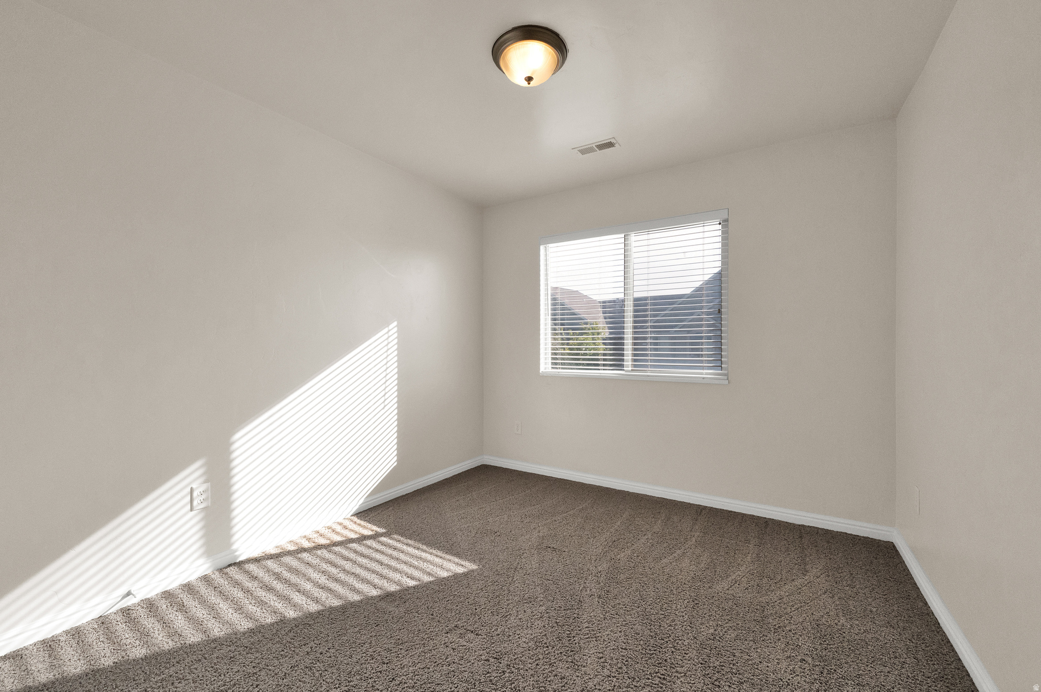 ROSE CREEK CROSSING - Residential Lease