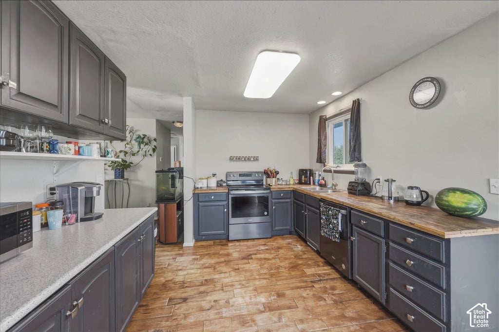 Photo of 6363 S UYEDA CT, West Jordan, UT 84081 (MLS # 2192862)