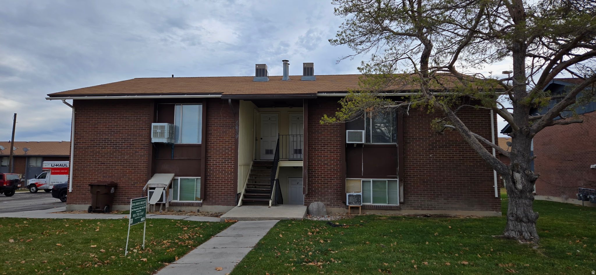 ARLINGTON PARK #2 - Residential Income