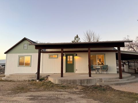 Photo of 327 E 300 S, Gunnison, UT 84634 (MLS # 2136234)