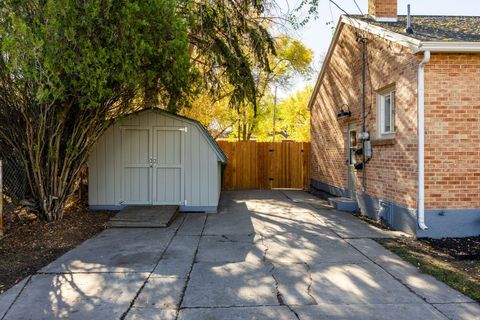 Tiny photo for 328 W 400 N, Logan, UT 84321 (MLS # 2121158)