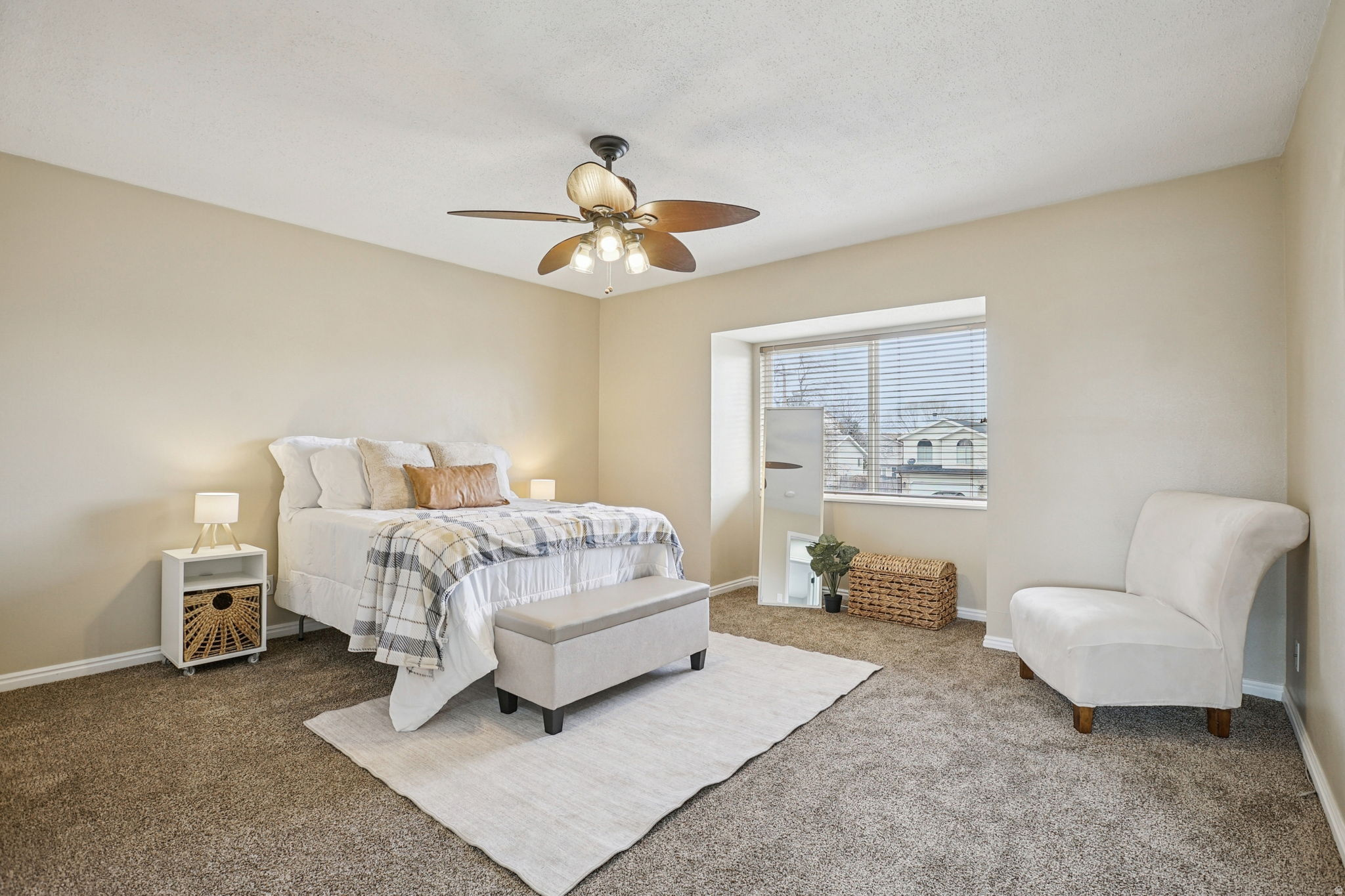 SHADOW MOUNTAIN EAST - Residential