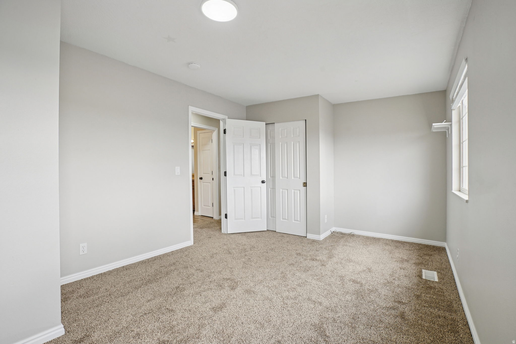 SHADOW MOUNTAIN EAST - Residential