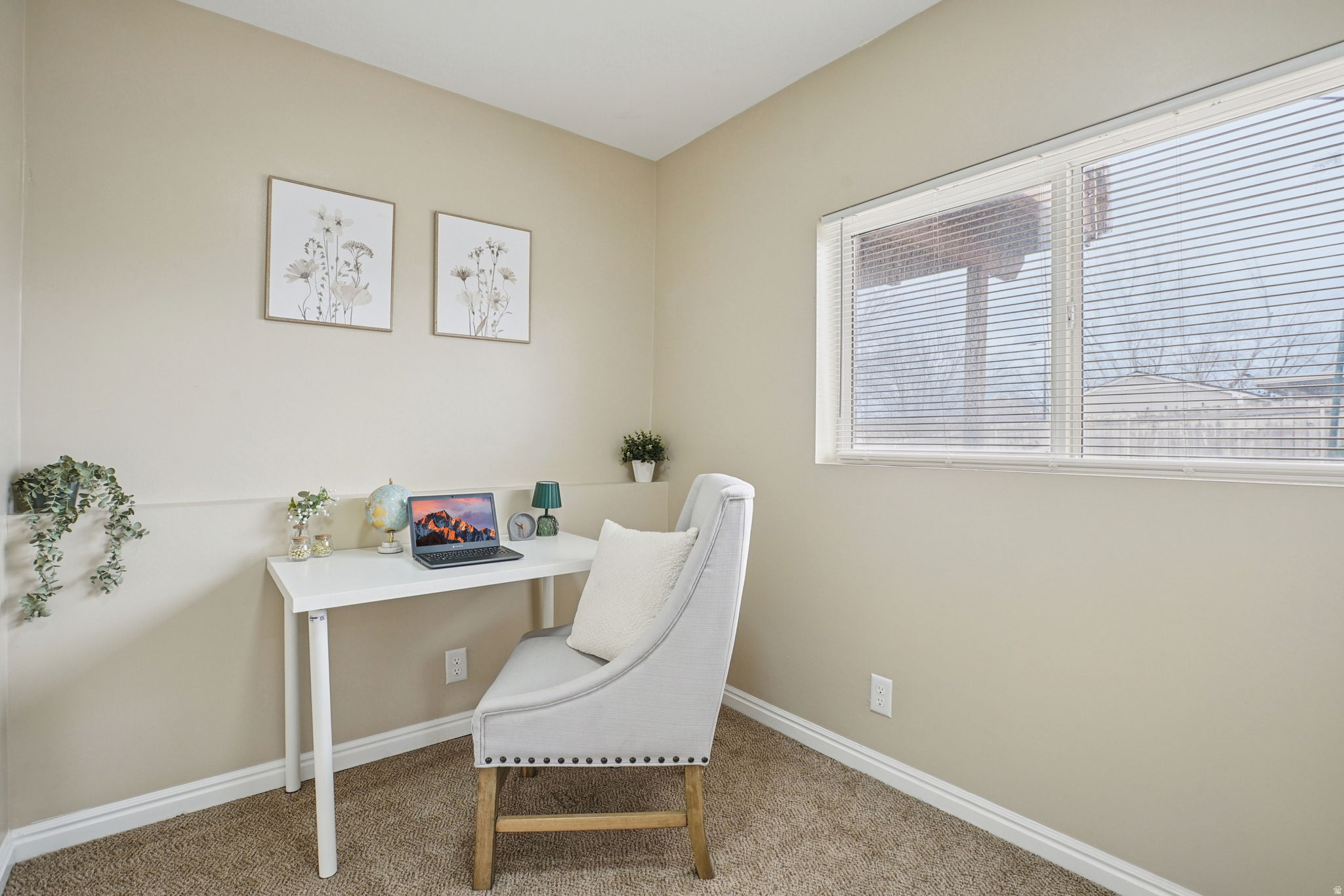 SHADOW MOUNTAIN EAST - Residential