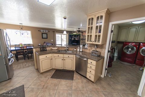 Tiny photo for 314 E 750 N, Lindon, UT 84042 (MLS # 2141740)