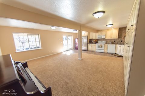 Tiny photo for 314 E 750 N, Lindon, UT 84042 (MLS # 2141740)