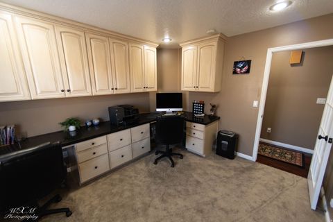 Tiny photo for 314 E 750 N, Lindon, UT 84042 (MLS # 2141740)