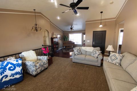 Tiny photo for 314 E 750 N, Lindon, UT 84042 (MLS # 2141740)