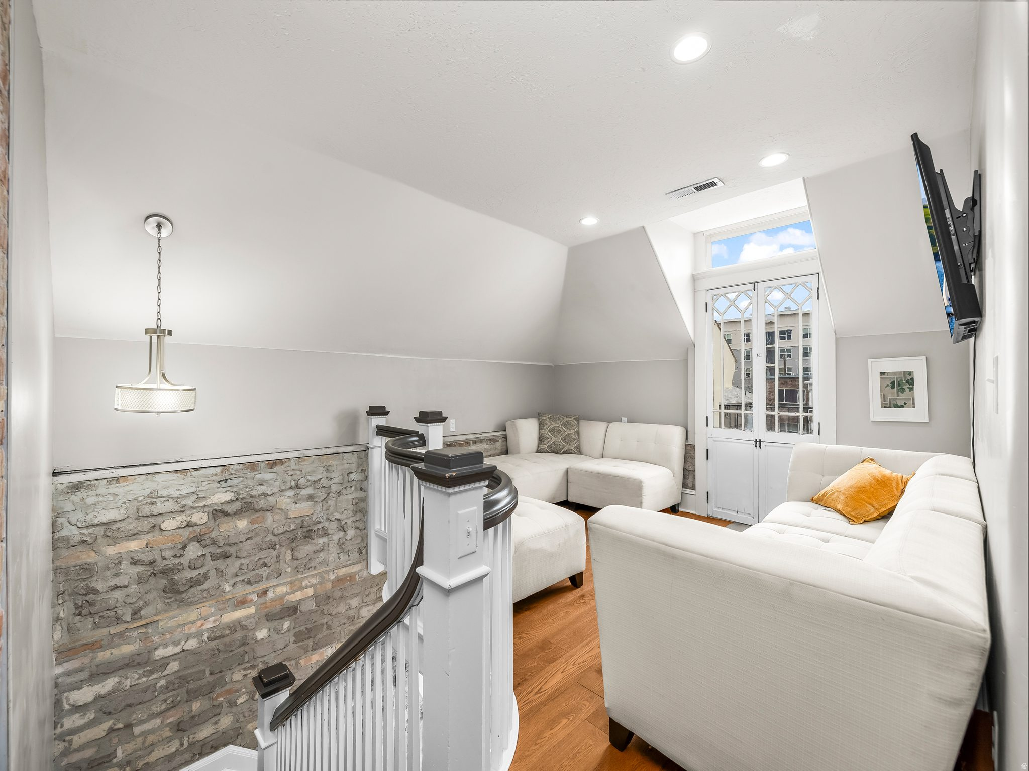 MAESER NEIGHBORHOOD - Residential