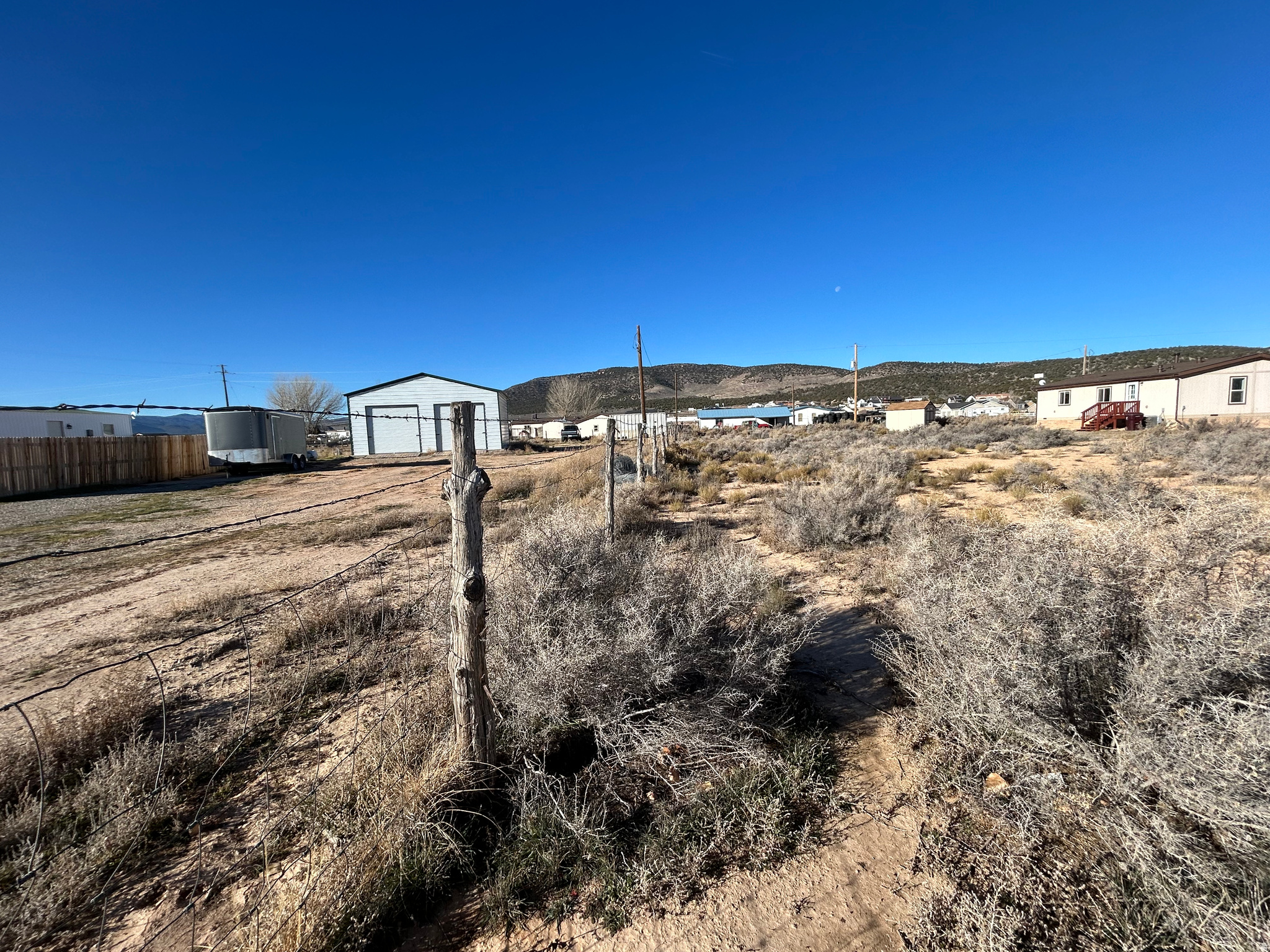 MONTE VISTA ACRES - Residential