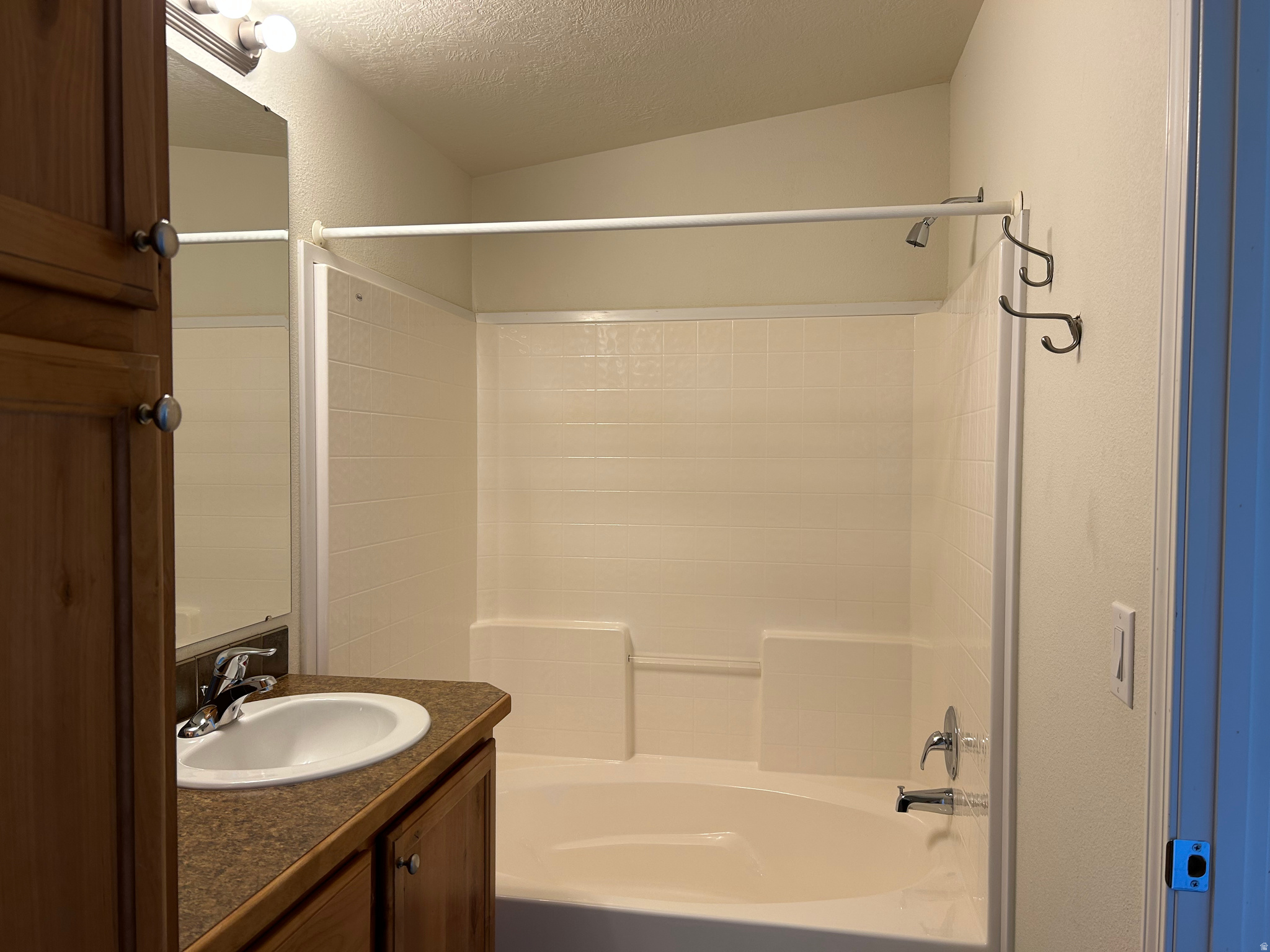 MONTE VISTA ACRES - Residential