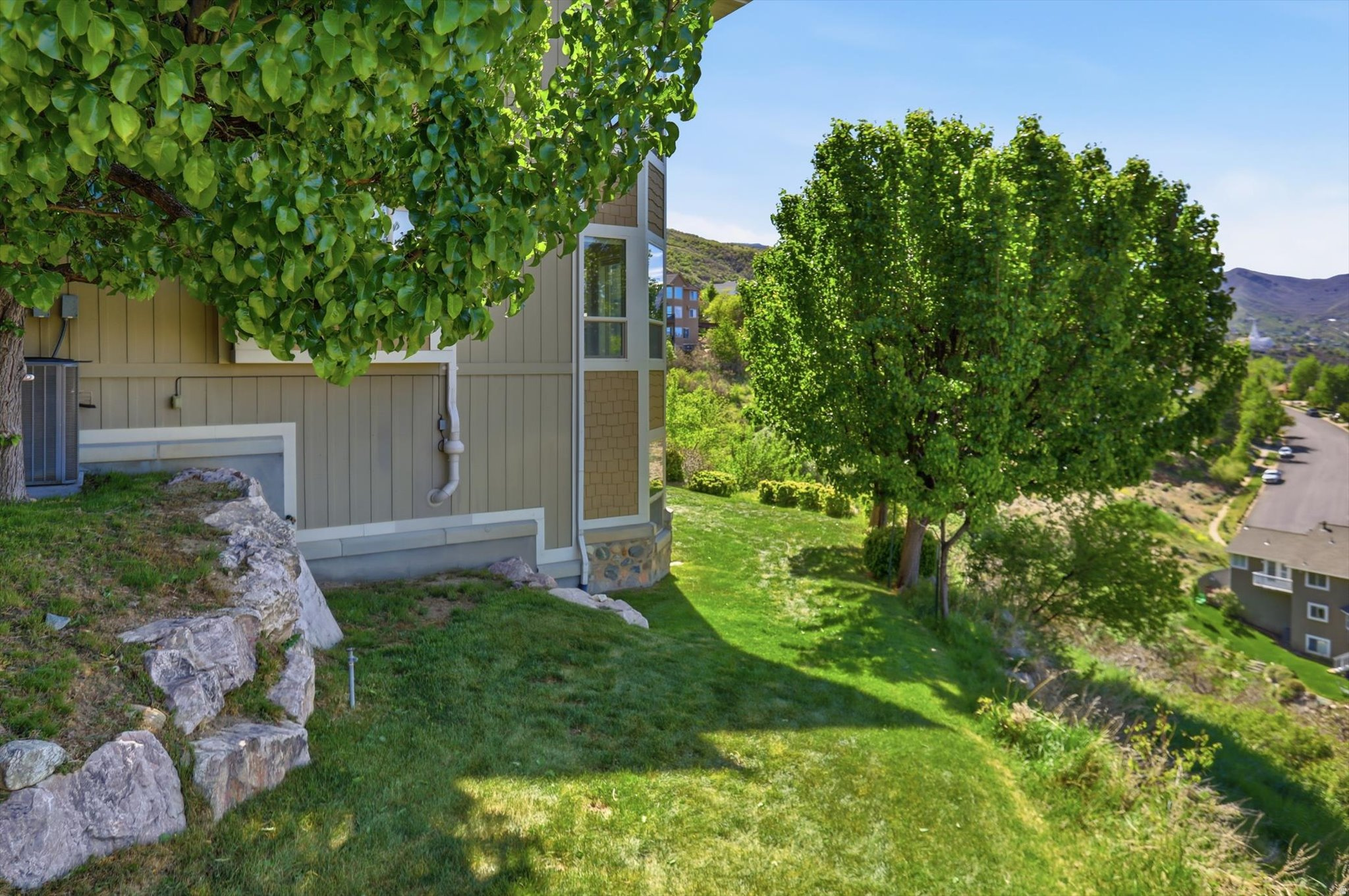 HOLBROOK - Residential