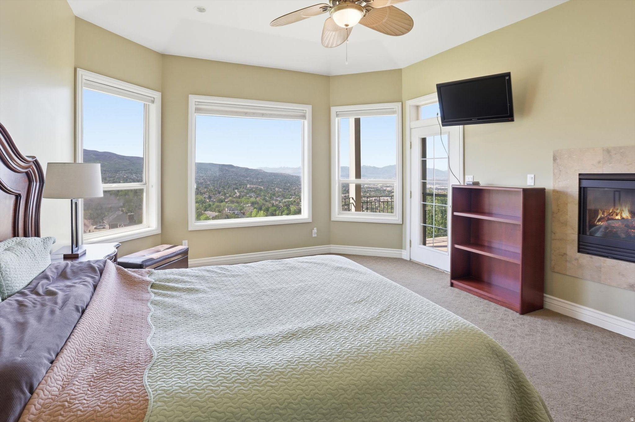 HOLBROOK - Residential