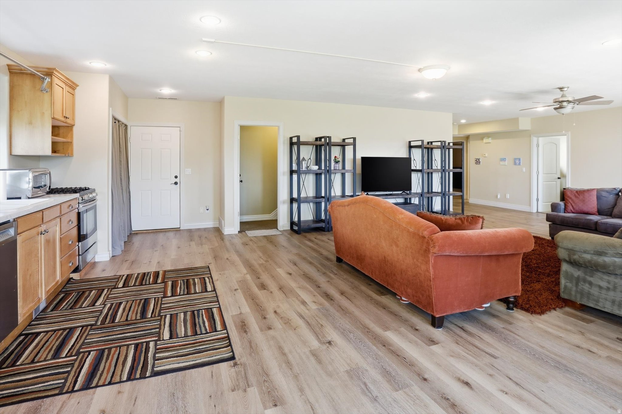 HOLBROOK - Residential