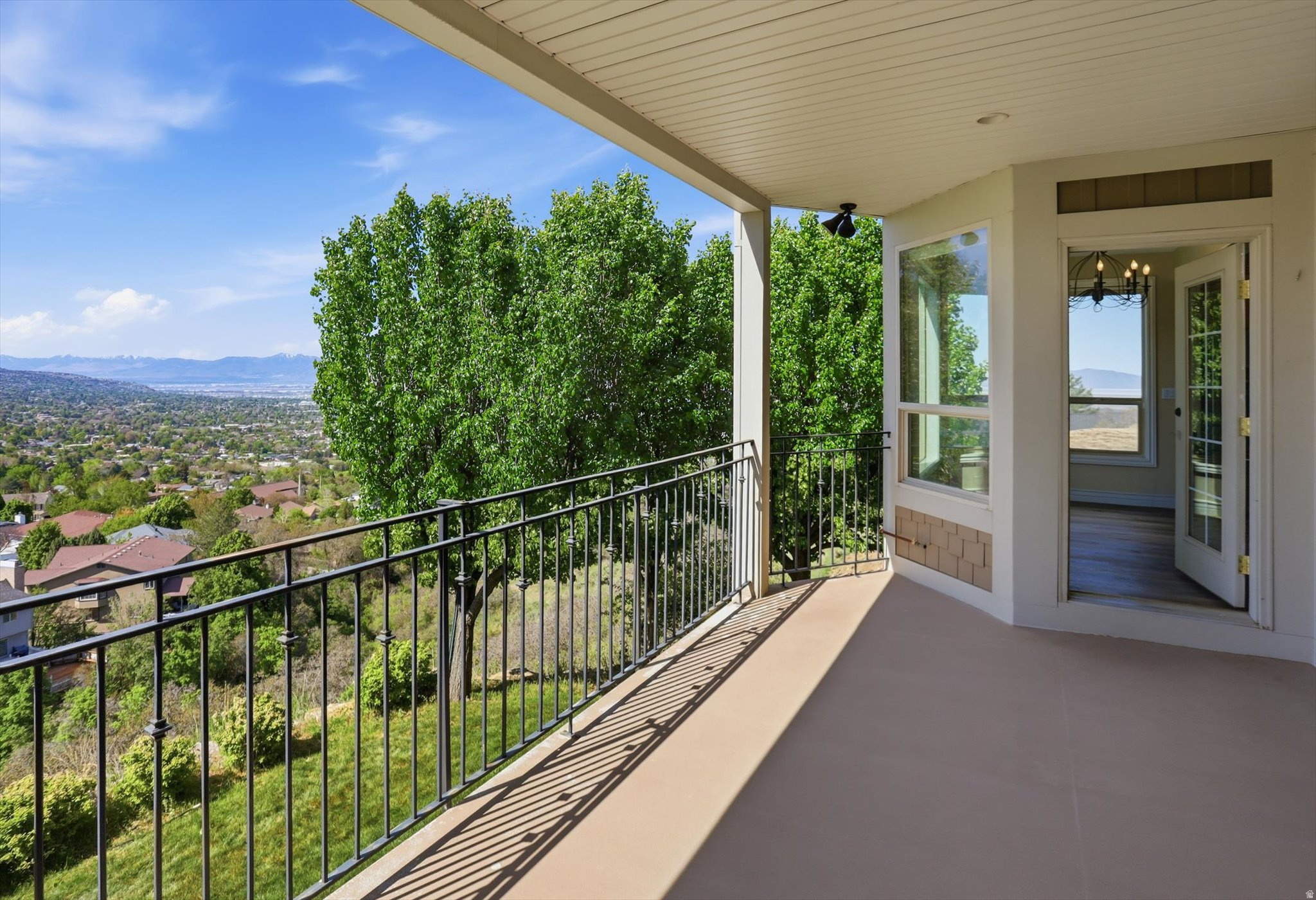 HOLBROOK - Residential