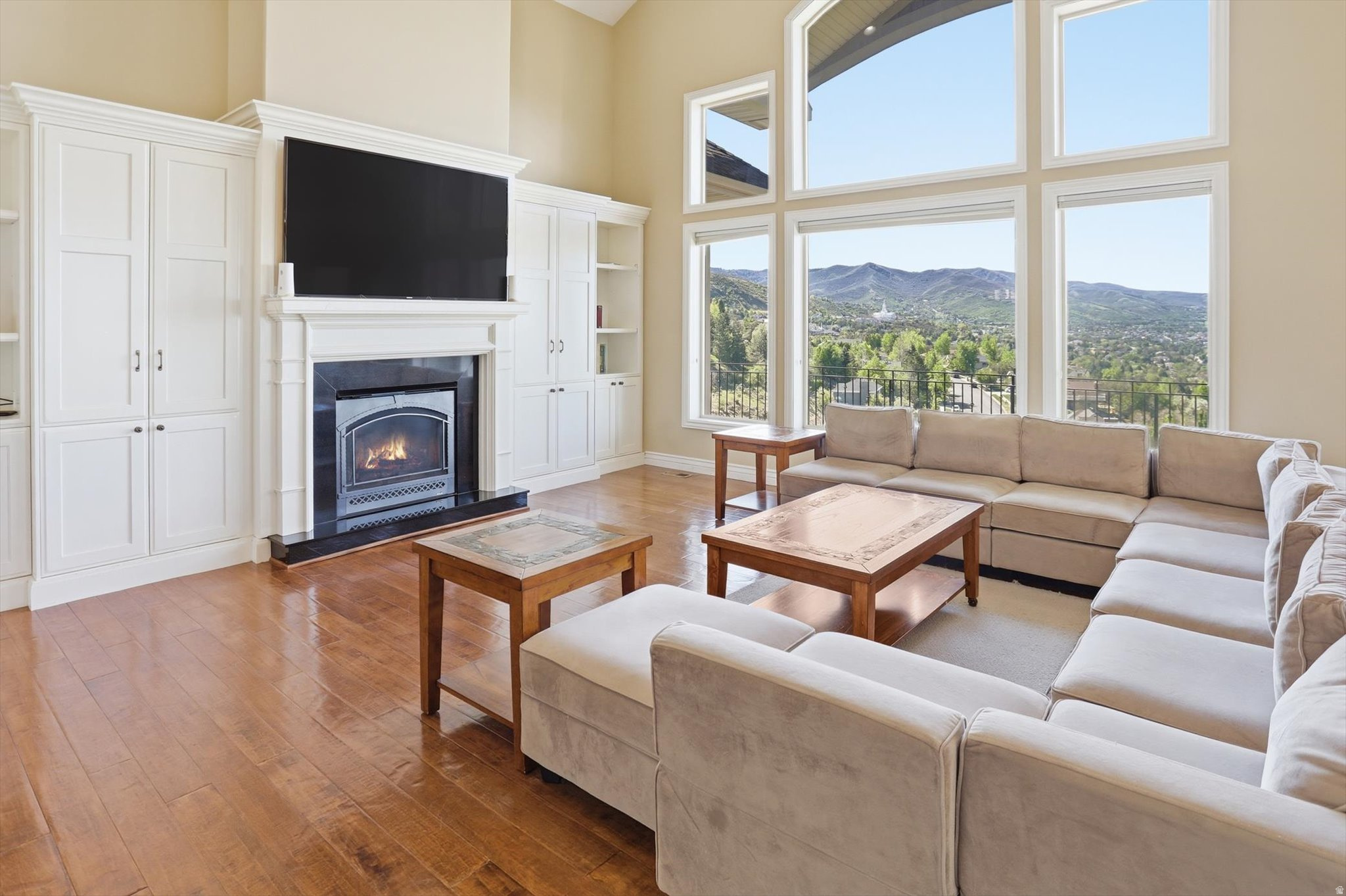 HOLBROOK - Residential