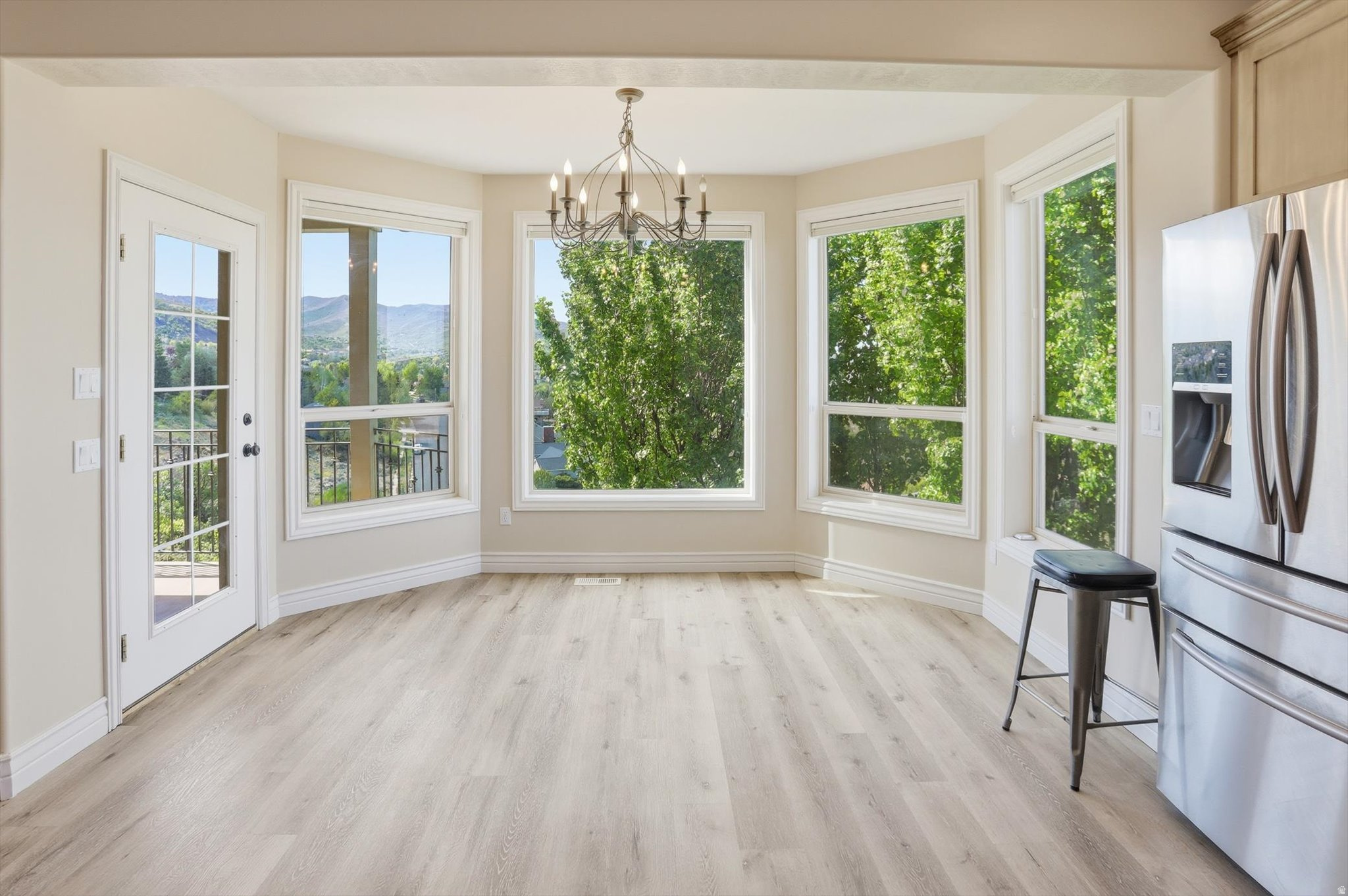 HOLBROOK - Residential