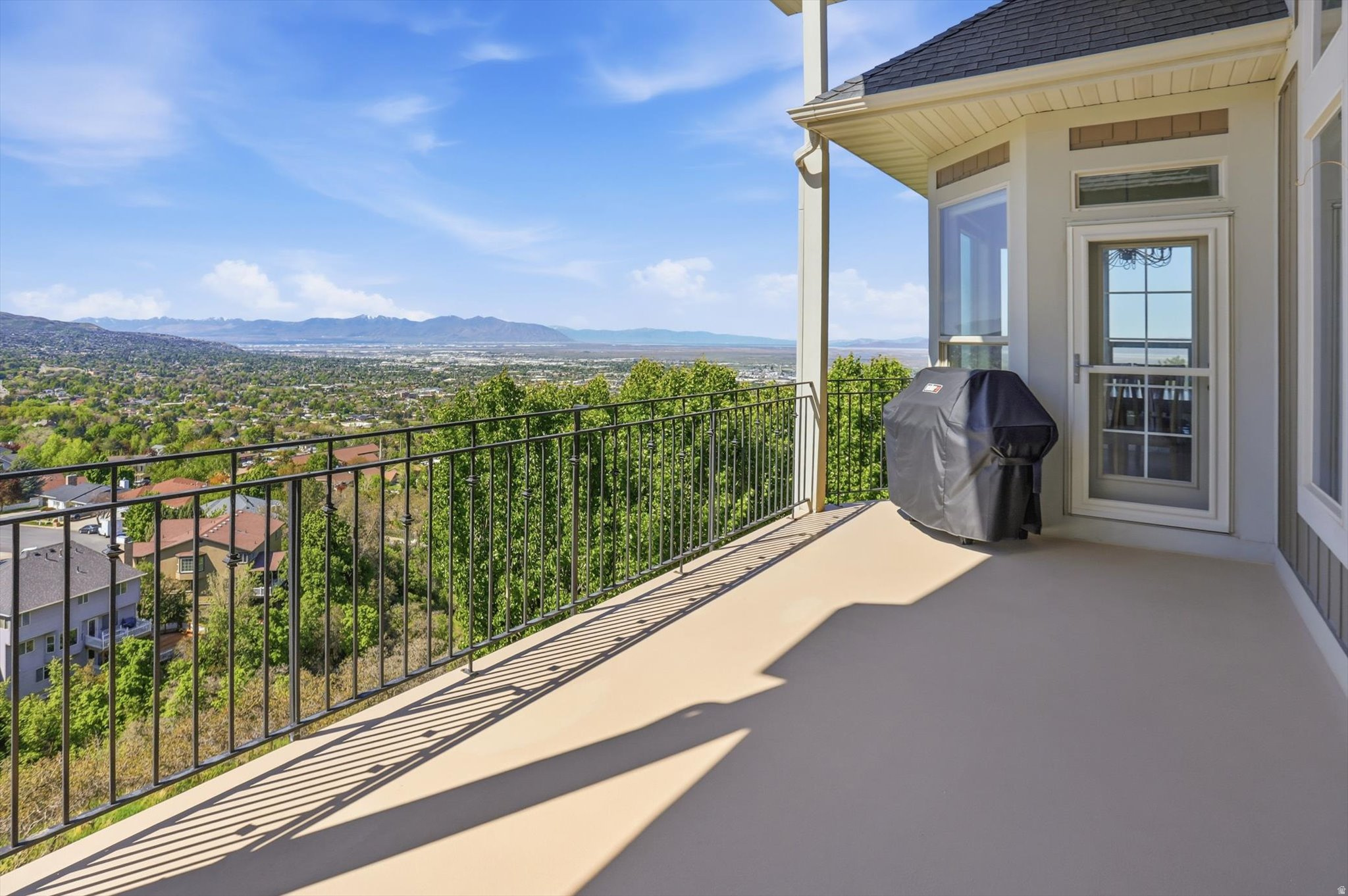 HOLBROOK - Residential