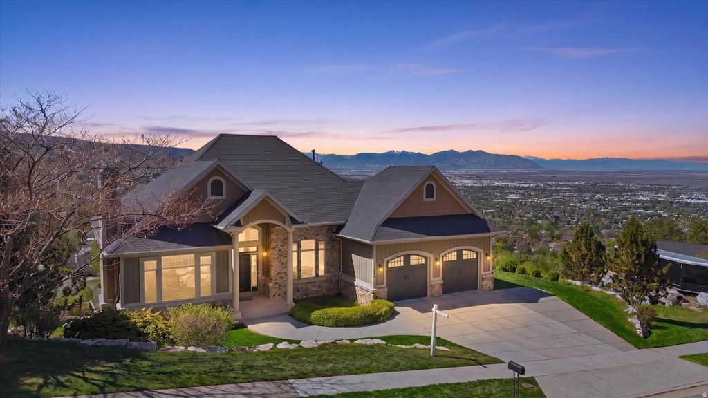 Photo of 1342 E NORTHRIDGE DR N, Bountiful, UT 84010 (MLS # 2153507)