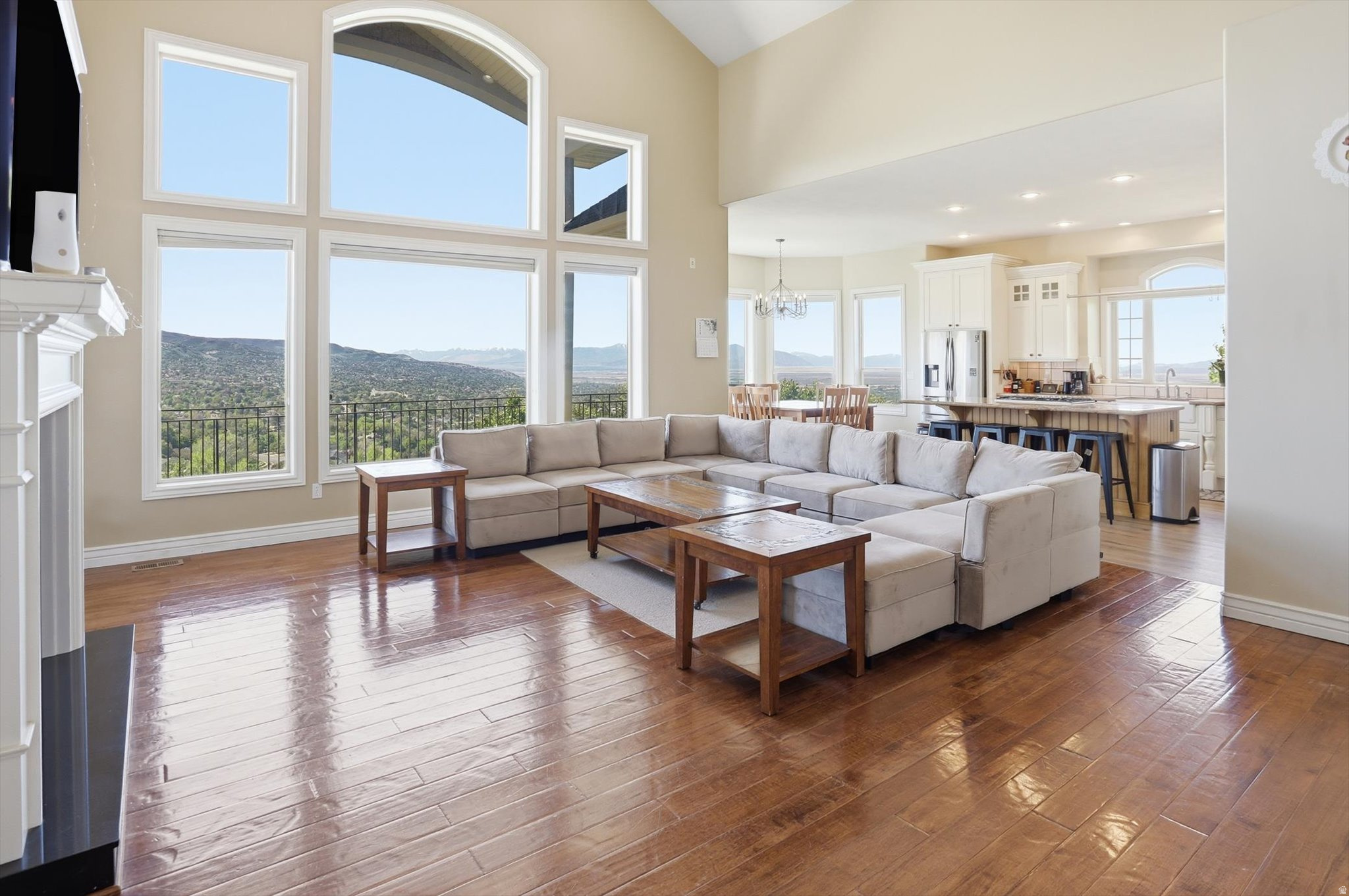 HOLBROOK - Residential