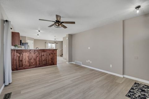 Tiny photo for 2102 E REVERE WAY, Eagle Mountain, UT 84005 (MLS # 2132753)