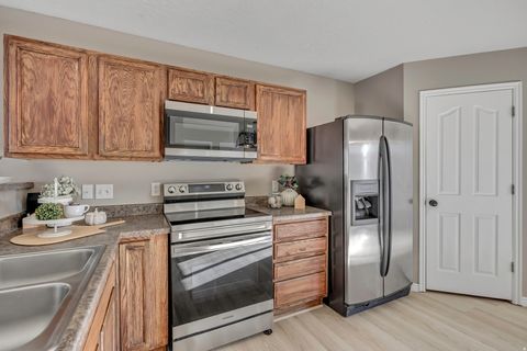 Tiny photo for 2102 E REVERE WAY, Eagle Mountain, UT 84005 (MLS # 2132753)