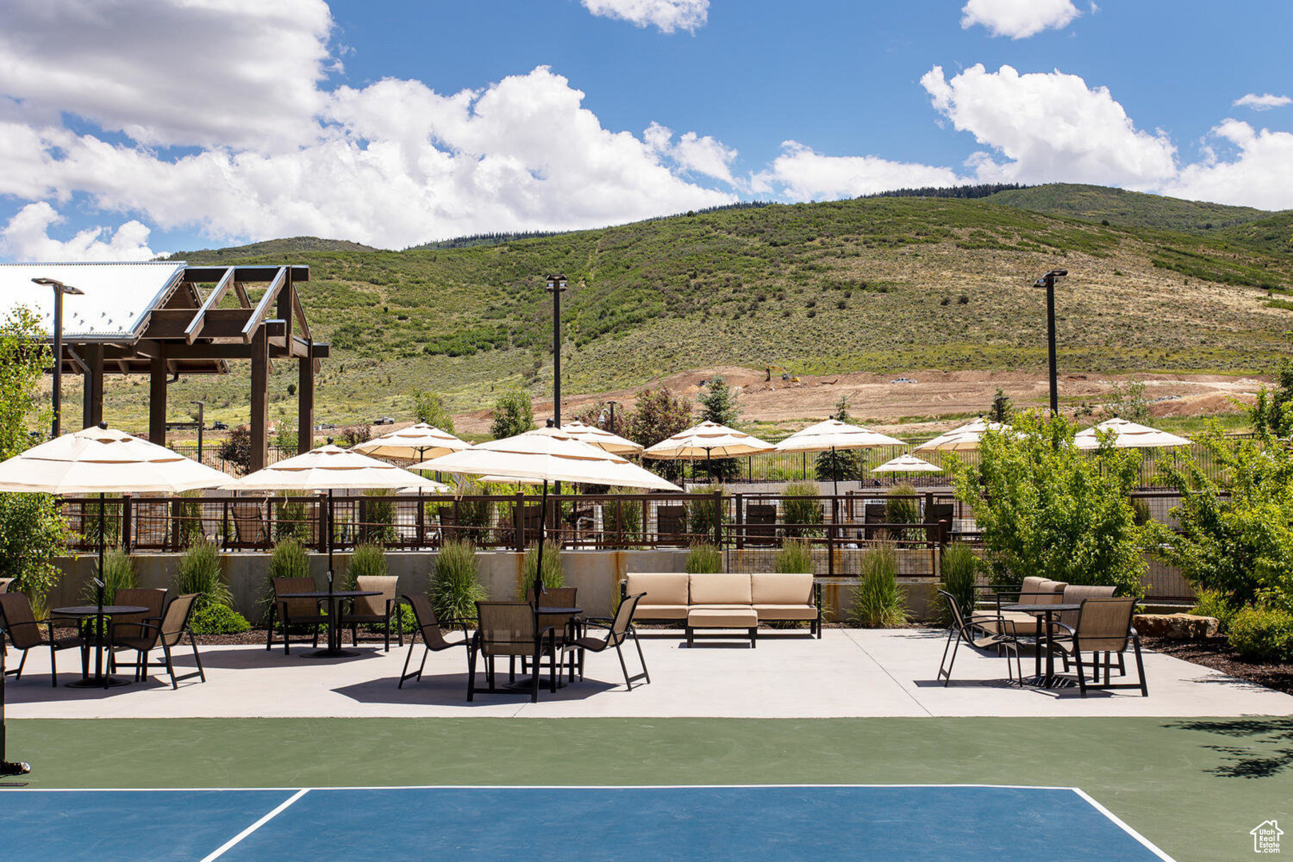 HIGH STAR RANCH - Land