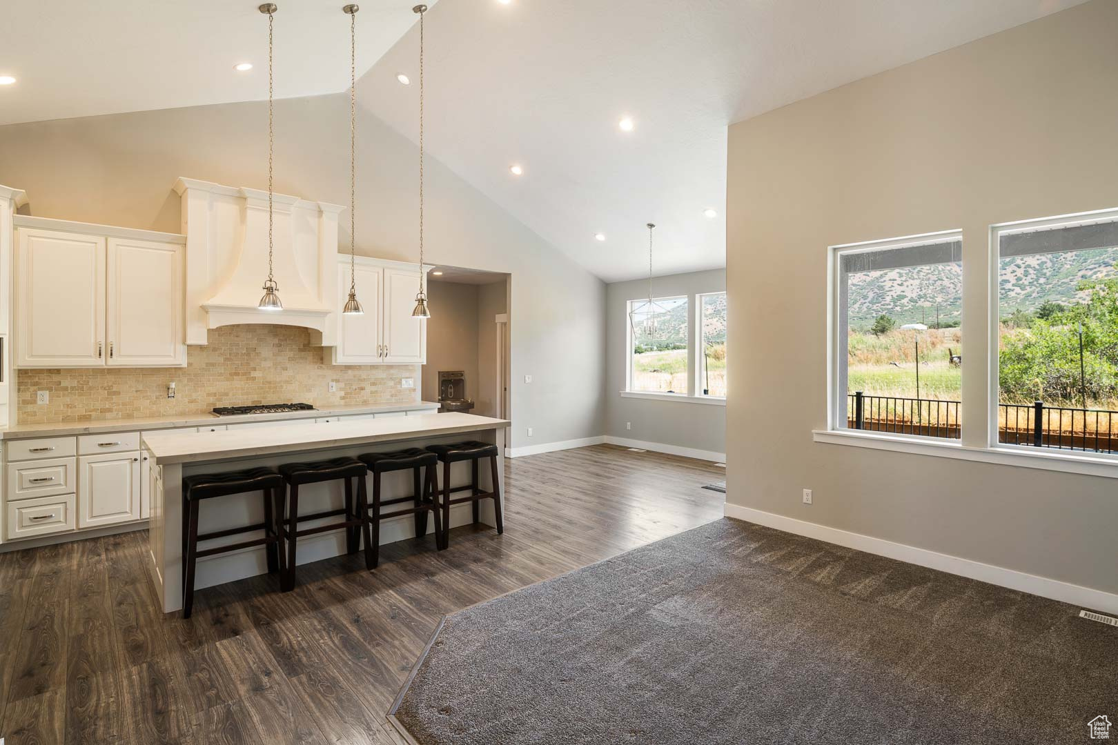 COUNTRYSIDE ESTATES - Residential